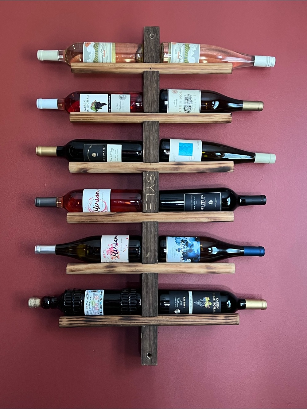 New Syle 12 Bottle Solid Wood Wall Mounted Wine Rack 🍷